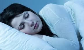 Ilaçet për këtë janë substanca psikotropike, psikoaktive që favorizojnë <b>gjumin</b>. . Thenie per gjumin